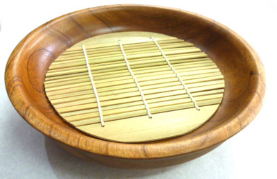 木製ｸﾘﾇｷ椿そば皿 竹ス付特価